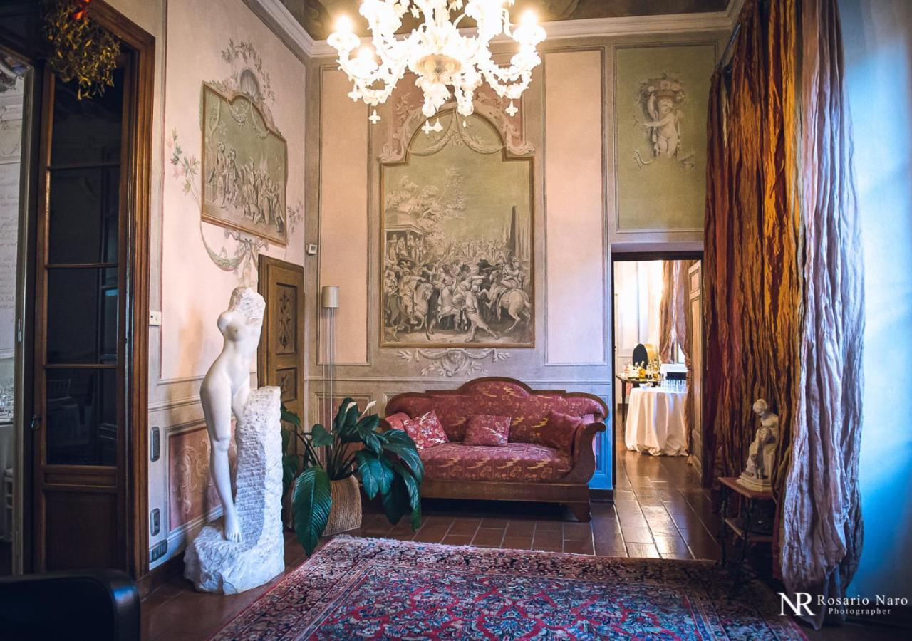 Villa Ghiringhelli Azzate Buitenkant foto