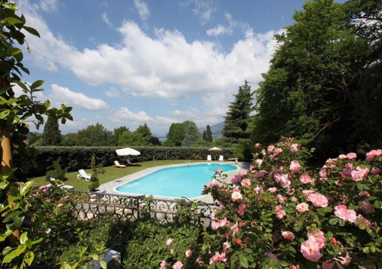 Villa Ghiringhelli Azzate Buitenkant foto