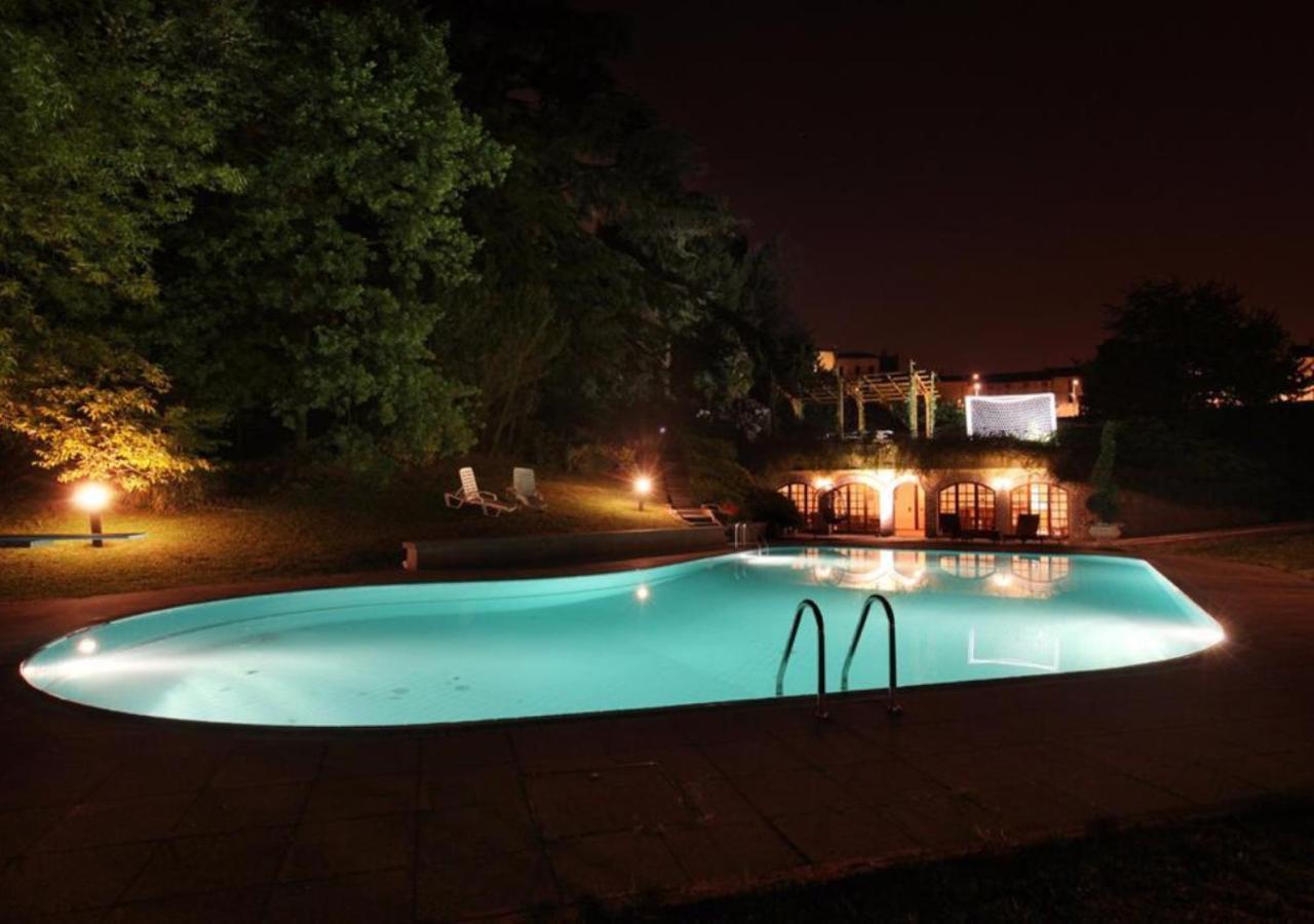 Villa Ghiringhelli Azzate Buitenkant foto