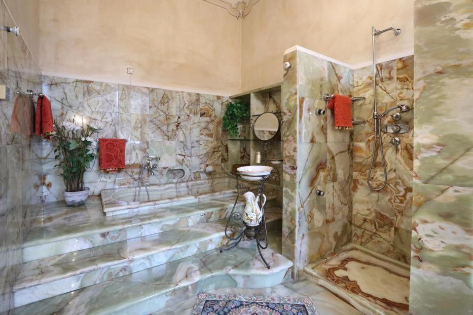 Villa Ghiringhelli Azzate Buitenkant foto