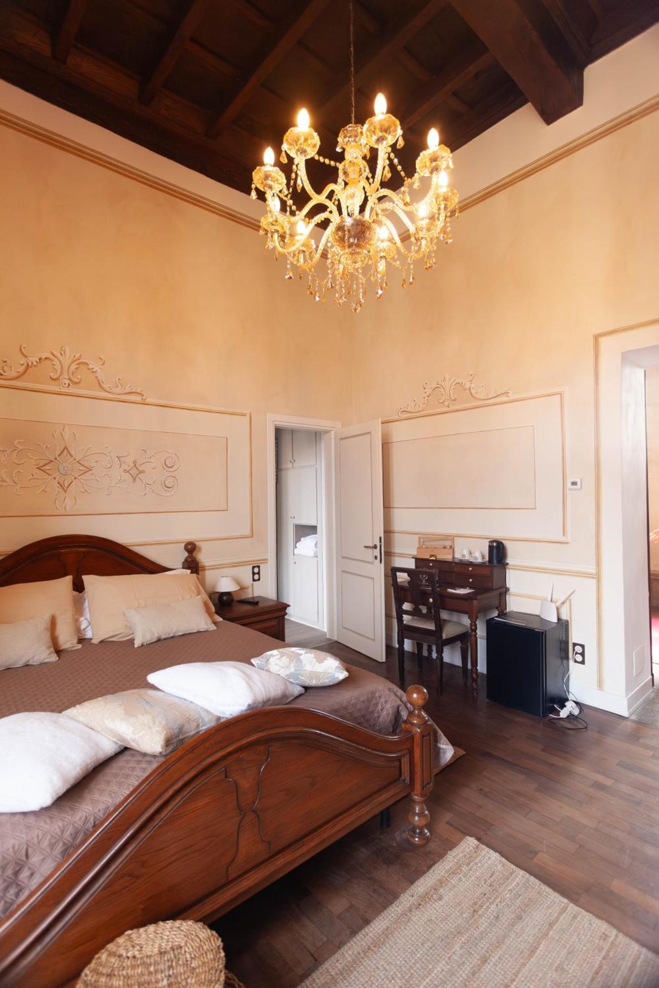 Villa Ghiringhelli Azzate Buitenkant foto